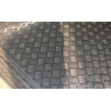 bright aluminium checkered plate